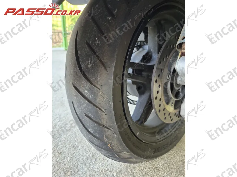 Suzuki Burgman 650 - фото 4