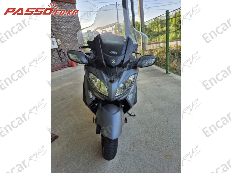 Suzuki Burgman 650 - фото 6