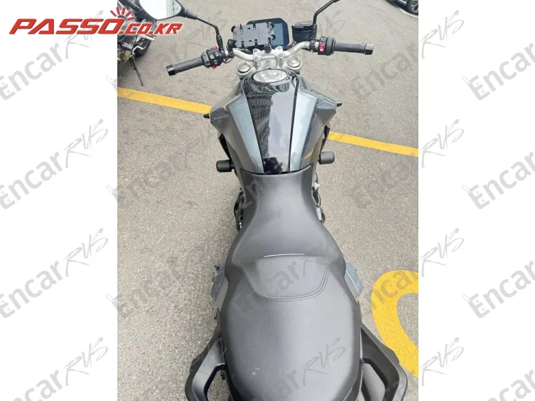 BMW F 900 R - фото 2