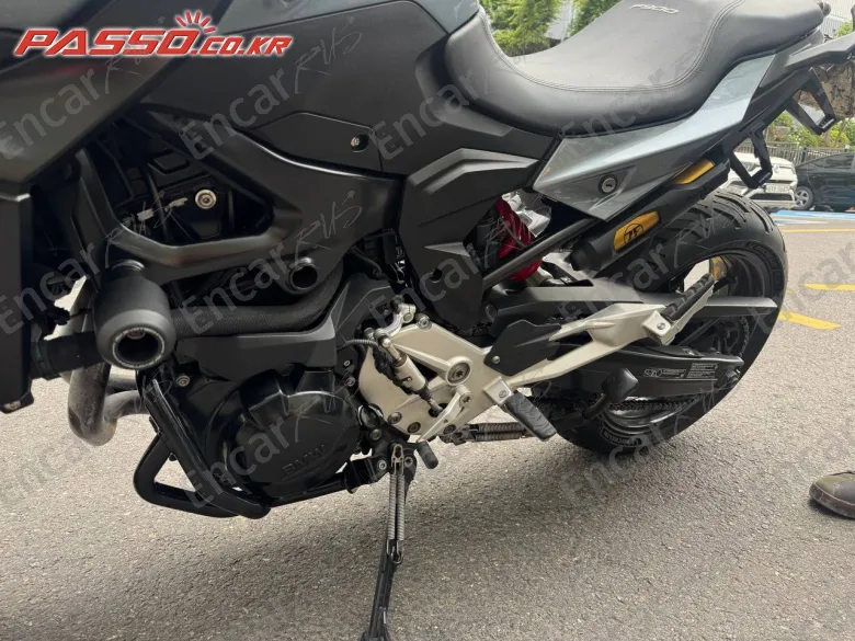 BMW F 900 R - фото 4
