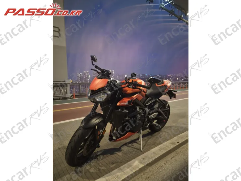 Triumph Street Triple 765 - фото 1