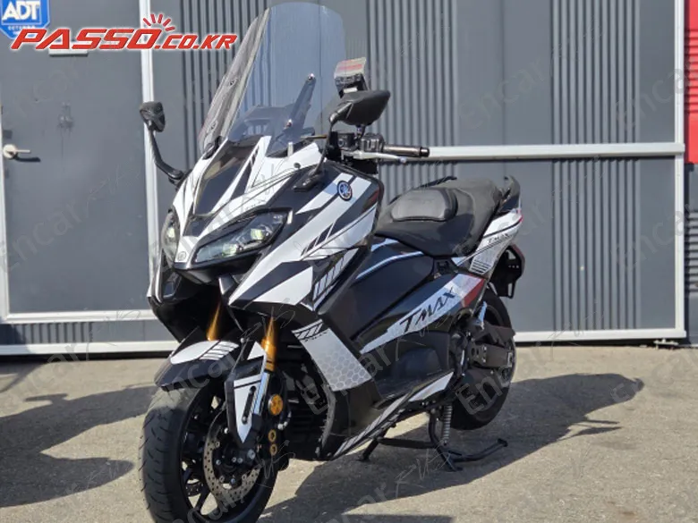 Yamaha T Max 560 - фото 5