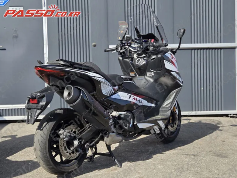 Yamaha T Max 560 - фото 6
