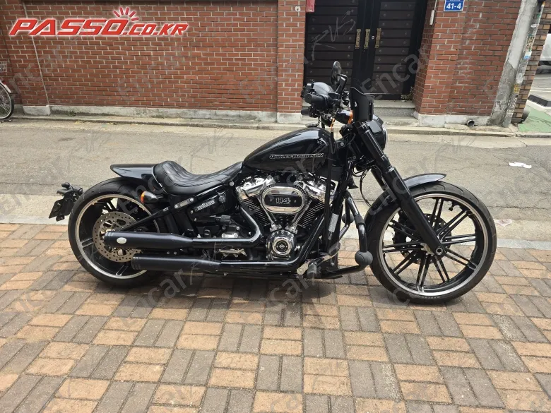 Harley-Davidson Breakout 114 - фото 0