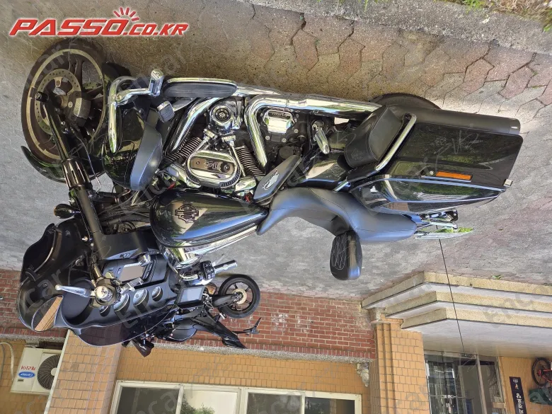 Harley-Davidson Flhx - фото 0