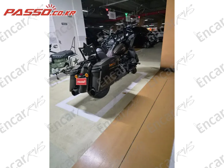 Harley-Davidson Road Glide Special - фото 2