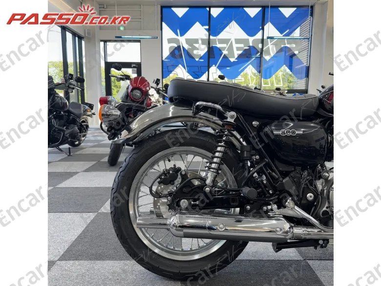 Kawasaki W 800 - фото 5