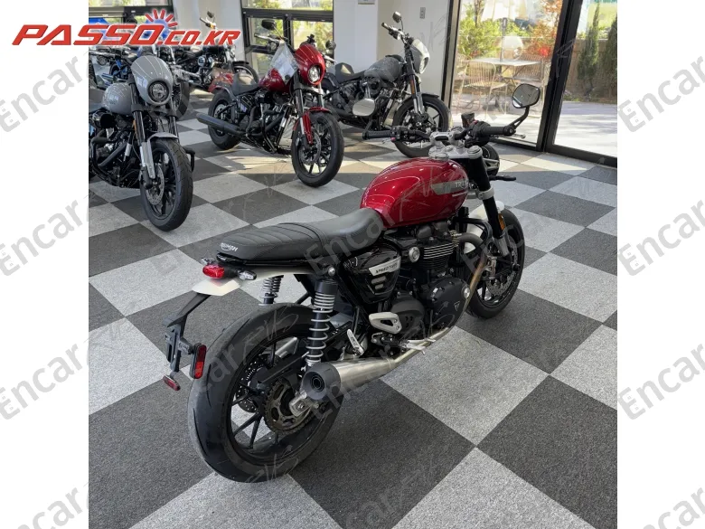 Triumph Speed Twin 1200 - фото 2