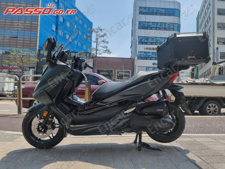 Honda Forza 350 - фото 1