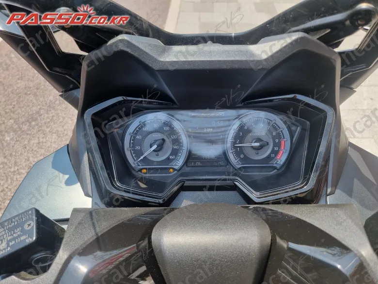 Honda Forza 350 - фото 3