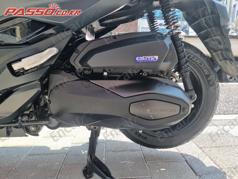 Honda Forza 350 - фото 4