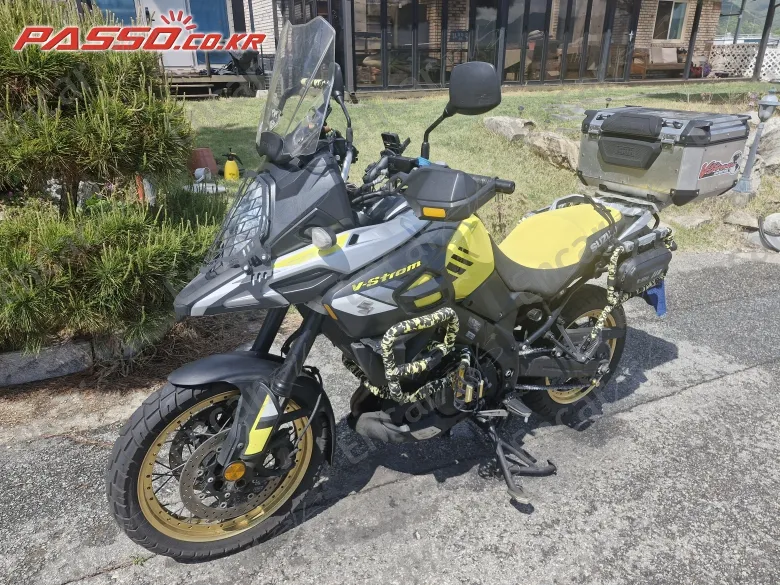 SUZUKI V STROM 1000 XT - фото 1
