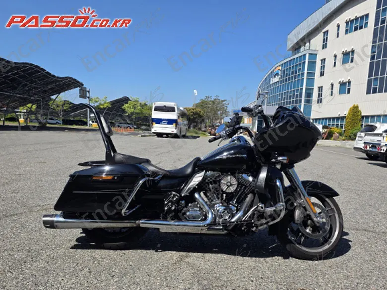 HARLEY-DAVIDSON FLTR - фото 0