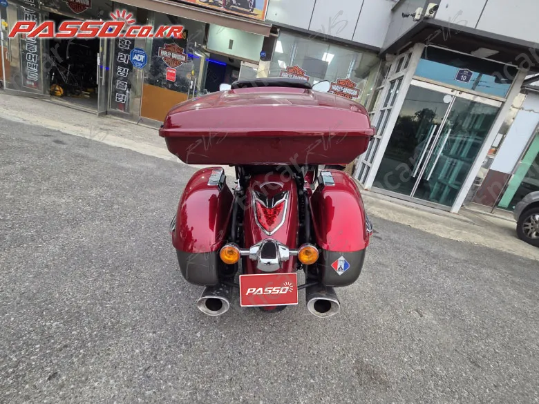 Kawasaki Vulcan 1700 Voyager Abs - фото 2