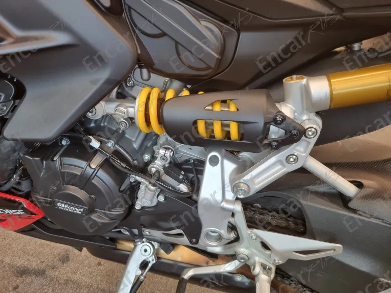 DUCATI STREETFIGHTER V2 - фото 2