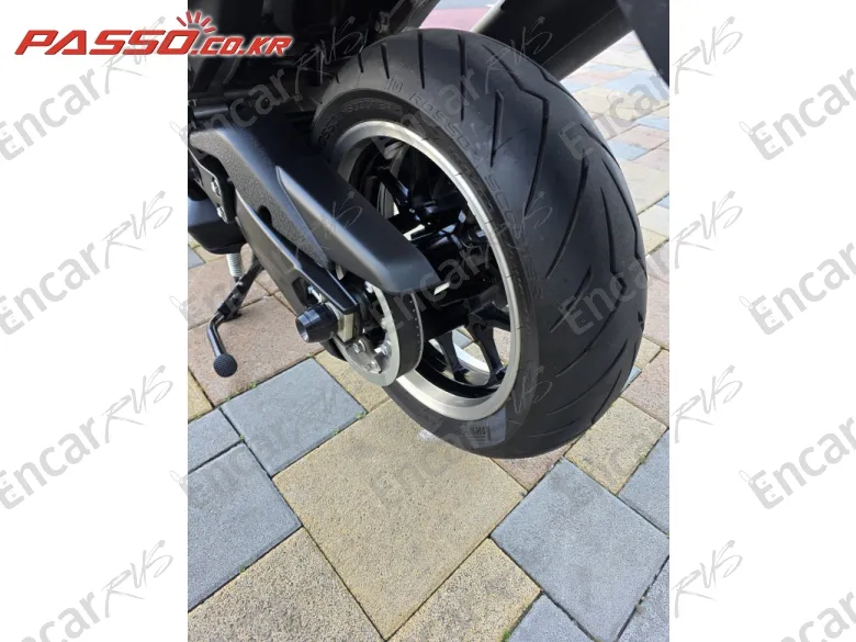 Yamaha T Max 560 - фото 5