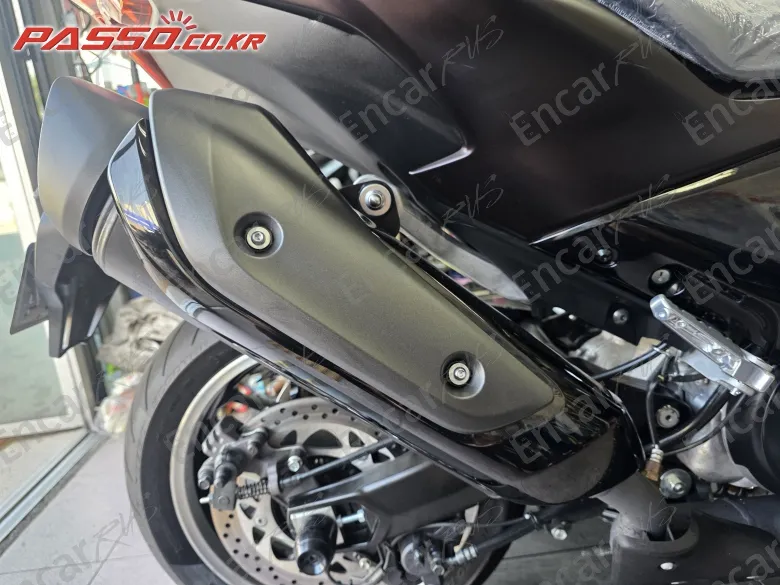 Yamaha T Max 560 - фото 6