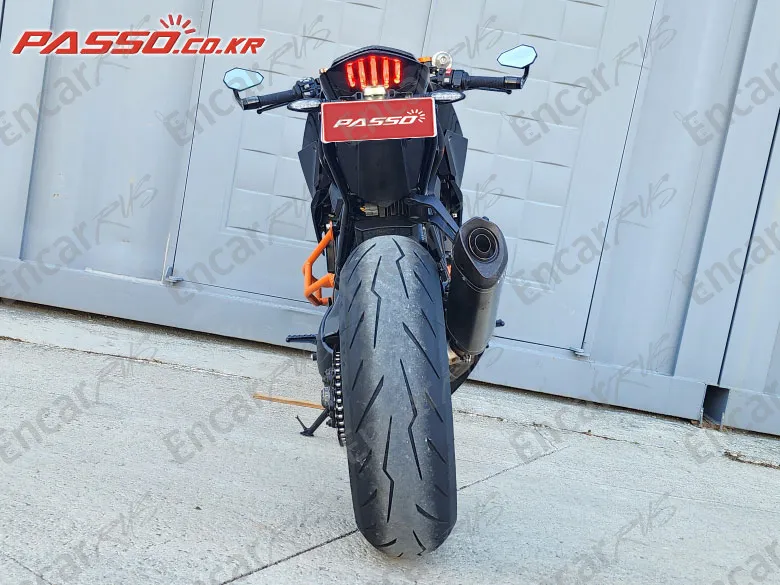 Ktm 1290 Super Duke R - фото 2