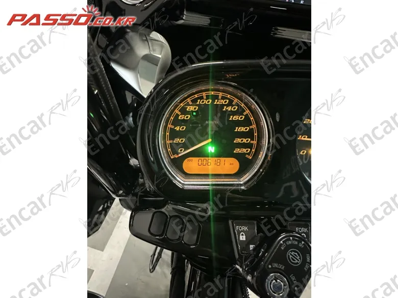 Harley-Davidson Road Glide Special - фото 3