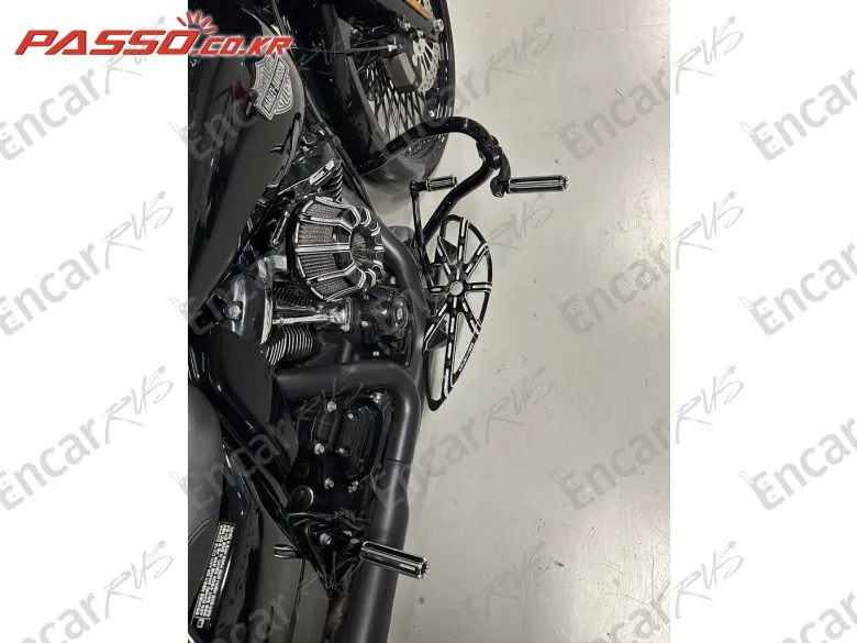 Harley-Davidson Road Glide Special - фото 4