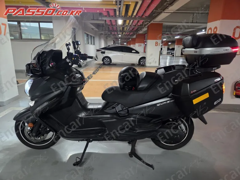 Suzuki Burgman 650 Executive - фото 1