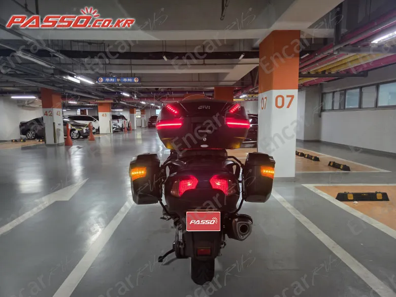 Suzuki Burgman 650 Executive - фото 2