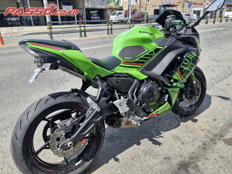 Kawasaki Ninja 650 - фото 2