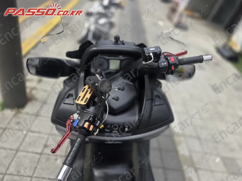 Suzuki Burgman 650 Executive - фото 3