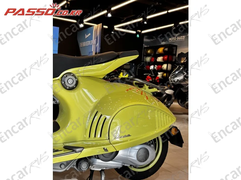 Vespa 946 Bunny - фото 5