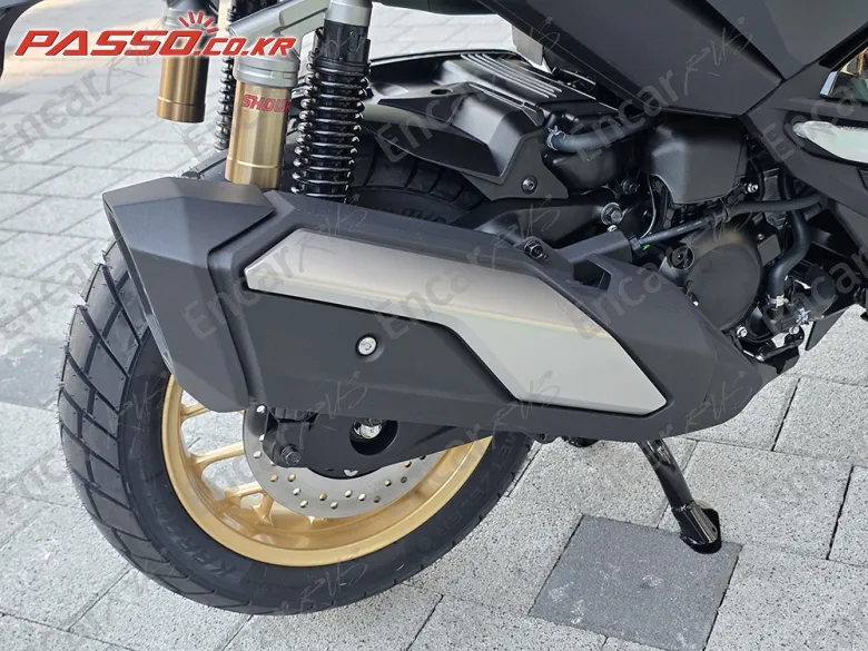 Honda Adv 350 - фото 6
