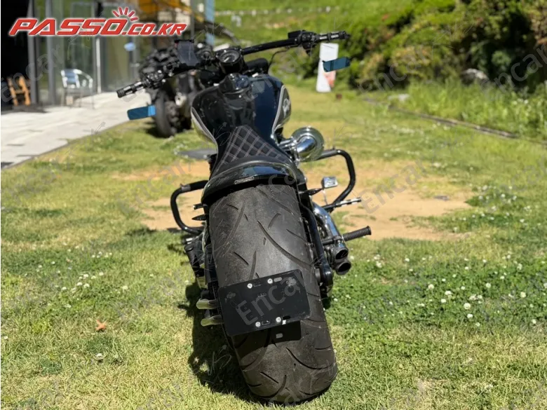 Harley-Davidson Breakout - фото 2