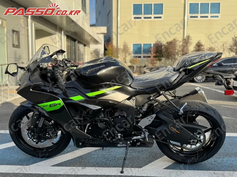 Kawasaki Zx 6 R - фото 1