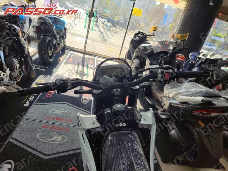Suzuki Dr Z 400 Sm - фото 3