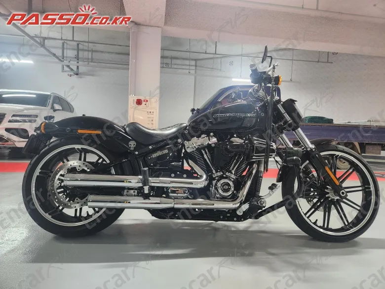 Harley-Davidson Breakout - фото 0