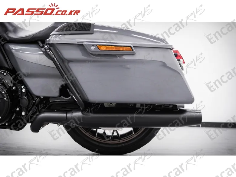 HARLEY-DAVIDSON ROAD GLIDE ST - фото 6