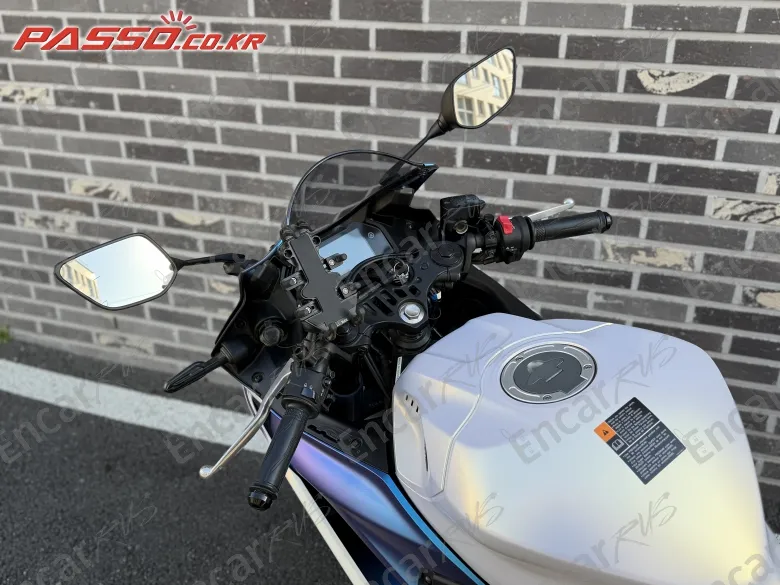 Yamaha Yzf R3 - фото 3
