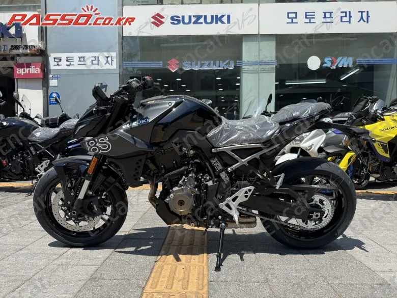 Suzuki Gsx 8 S - фото 1