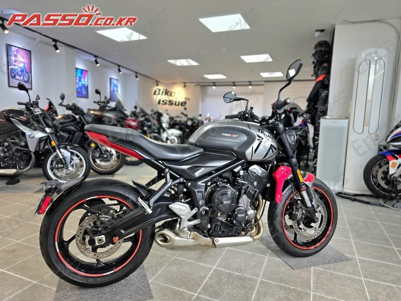 TRIUMPH TRIDENT 660 - фото 2