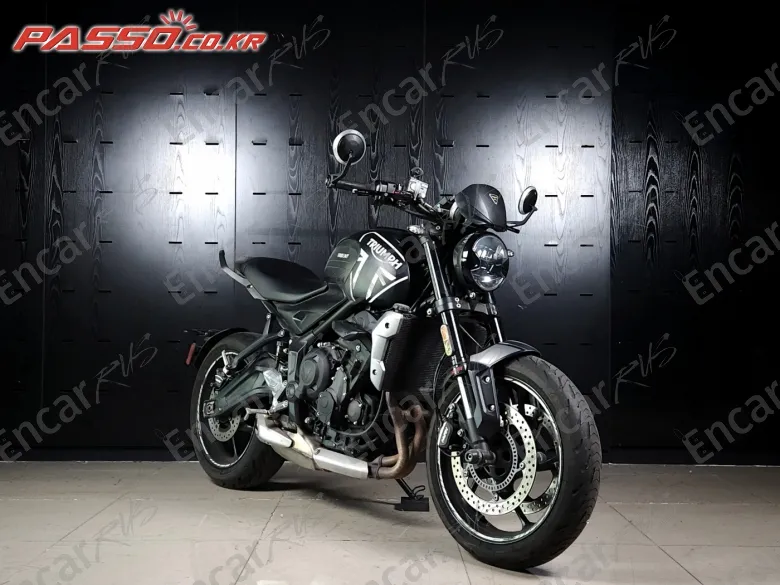 Triumph Trident 660 - фото 0