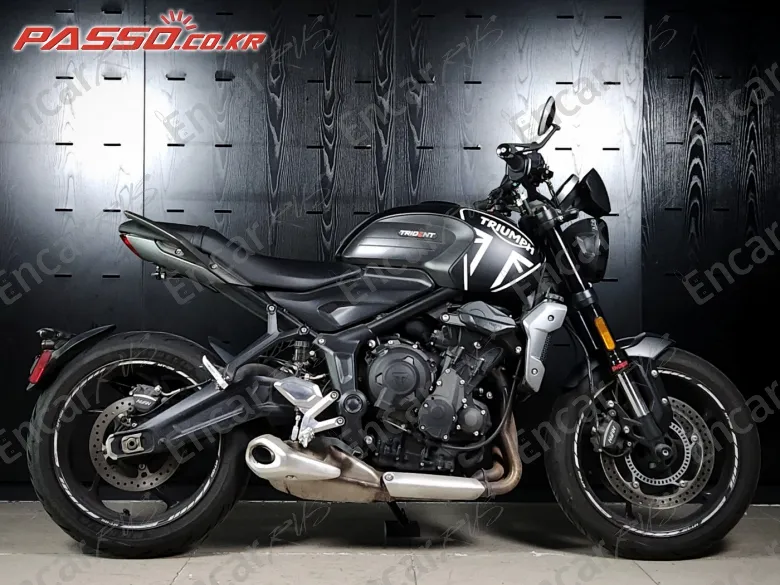 Triumph Trident 660 - фото 2