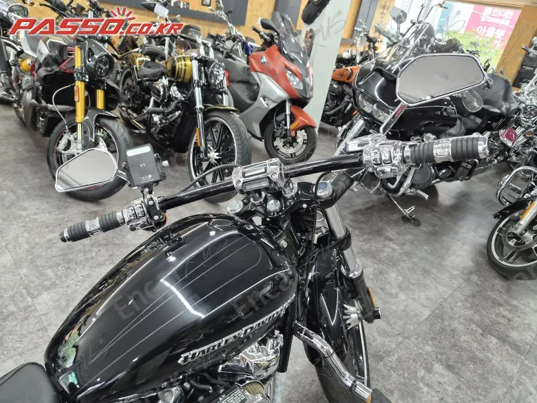 Harley-Davidson Breakout 114 - фото 3