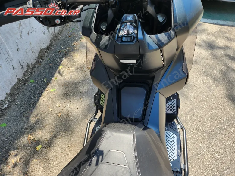 HONDA ADV 350 - фото 4