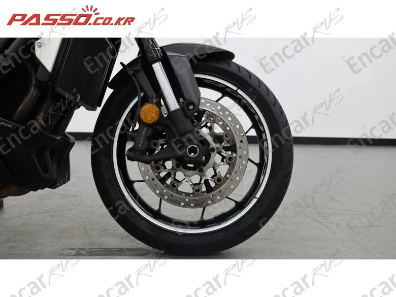 Honda Cb 1000 R - фото 5