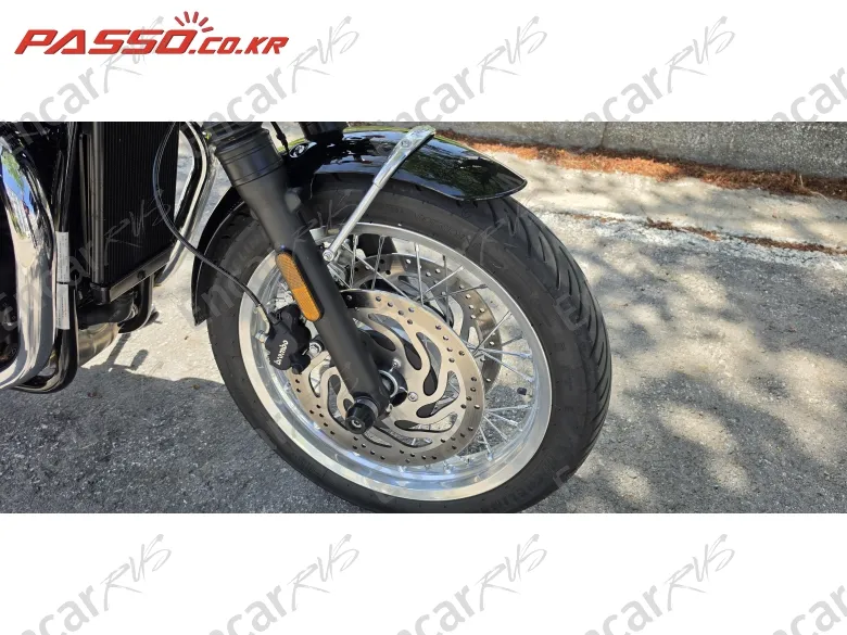 Triumph Bonneville T120 - фото 5