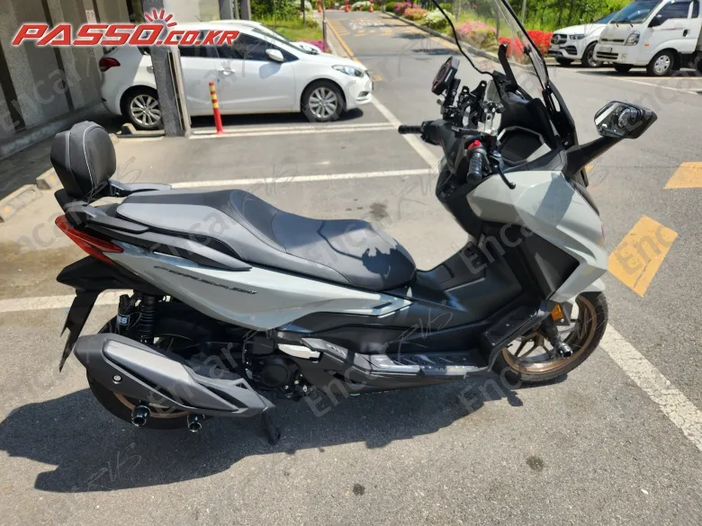 Honda Forza 350 - фото 0