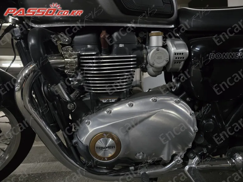 Triumph Bonneville T120 - фото 4