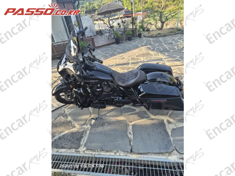 Harley-Davidson Flhxs Street Glide Special - фото 1