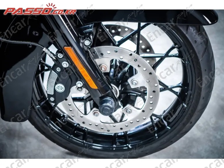 Harley-Davidson Road Glide Special - фото 5