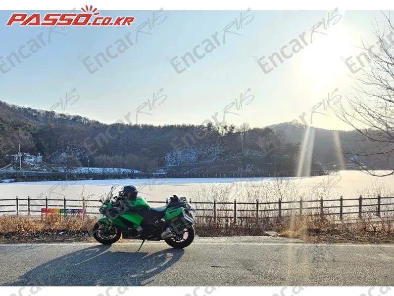 Kawasaki Z 1000 Sx - фото 3
