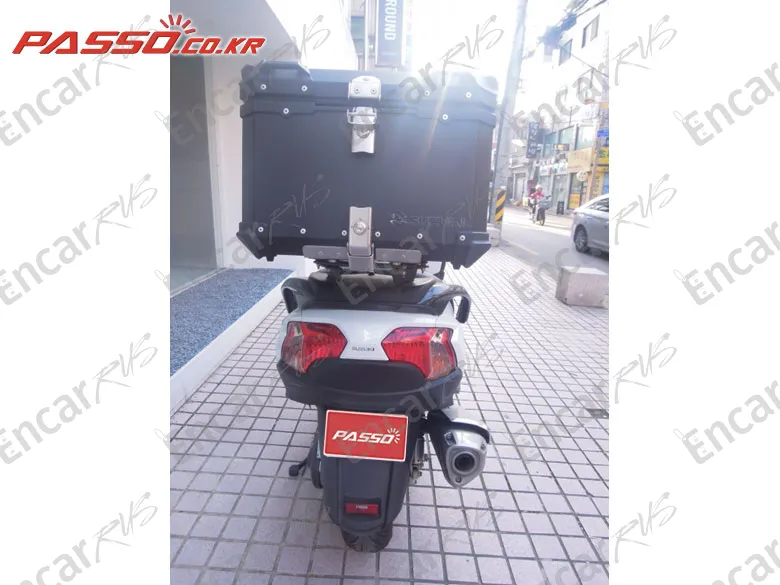 Suzuki Burgman 650 Executive - фото 2